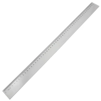 Прозрачная пластиковая линейка длиной 50 см, измеряющая длину прямой сантиметровой линейки